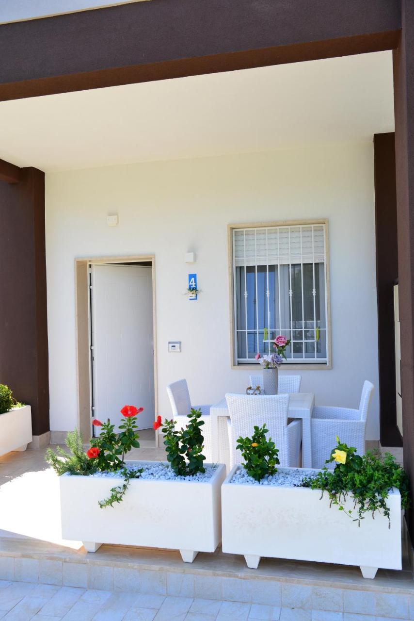 B&B Il Fiorone Torre Canne Exterior foto